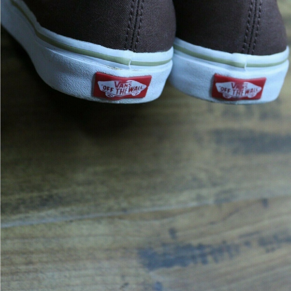 Custom Design Vans - Picture 13 of 14